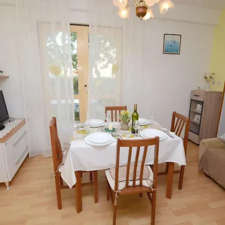 Apartament Danica